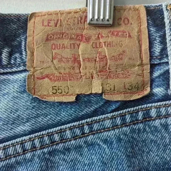 LEVI'S  VINTAGE model 550 Relaxed fit Size 31X34 Made in USA 100% cotton - Picture 7 of 12